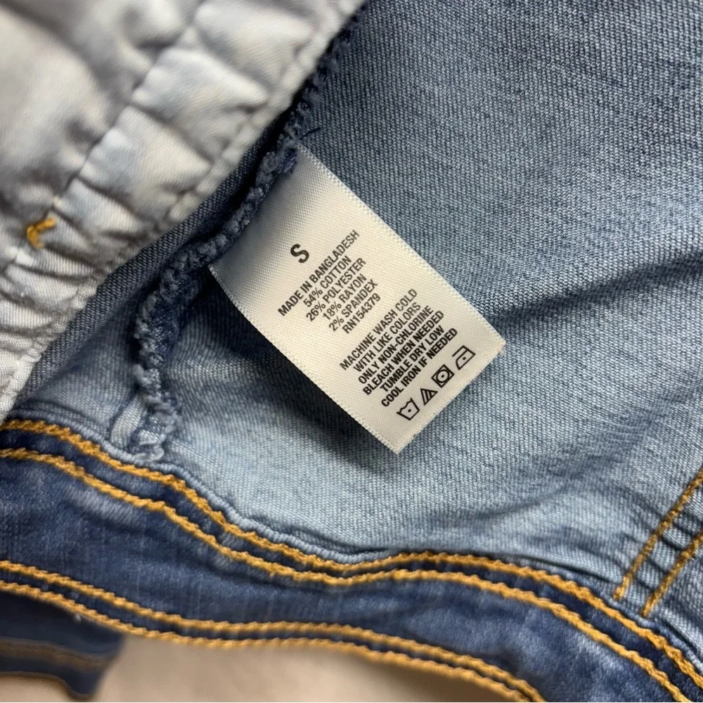 Aeropostale Womens Denim Jacket Medium‎ Wash Classic Button Front Size S